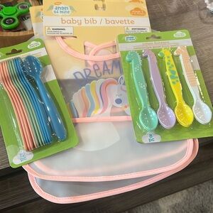 BABY BUNDLE- spoons and bibs